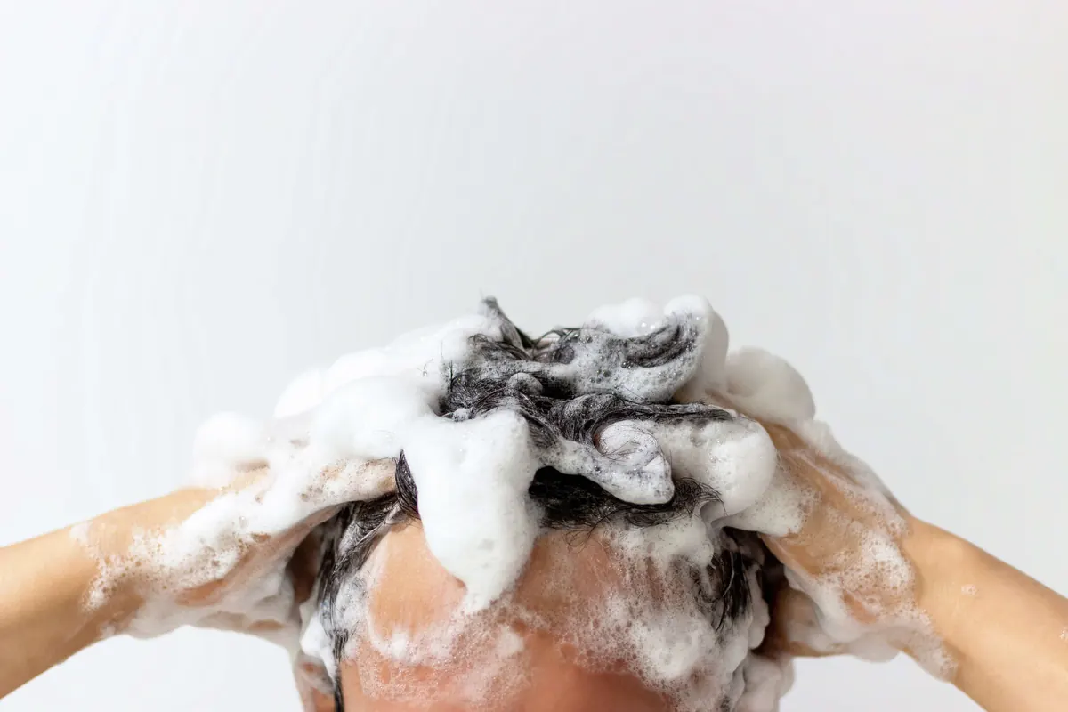 Diferentes tipos de shampoo para tratamiento capilar